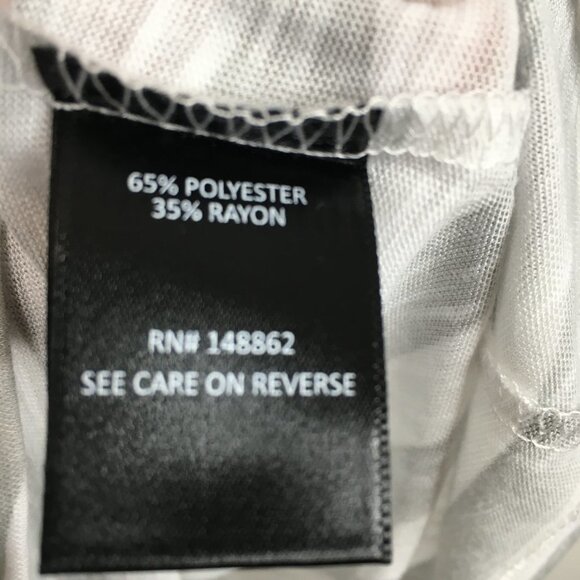 Torrid Classic Fit V-neck White/Gray Striped Lace Trim Top Size 6X. NWT - Picture 14 of 15